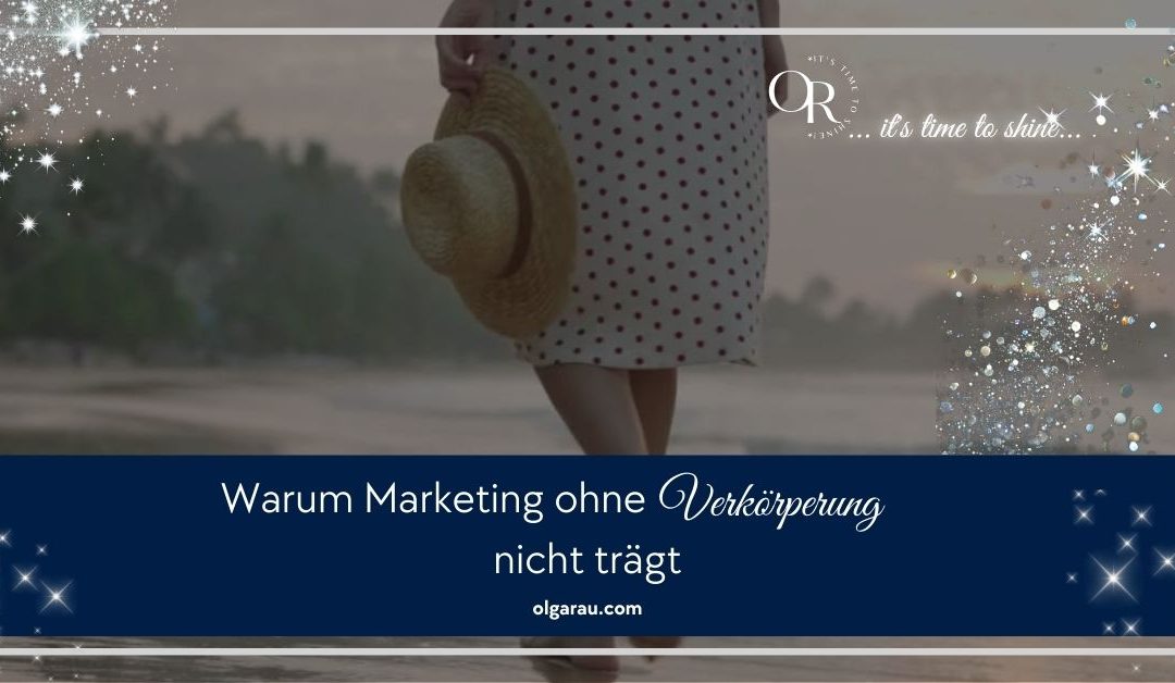 Frau in ruhiger Präsenz als Symbol für verkörpertes Marketing